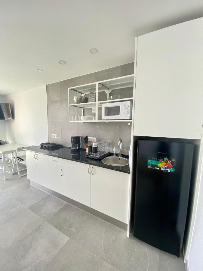 Sunshine Apartments Vistas Al Mar มาลากา ภายนอก รูปภาพ