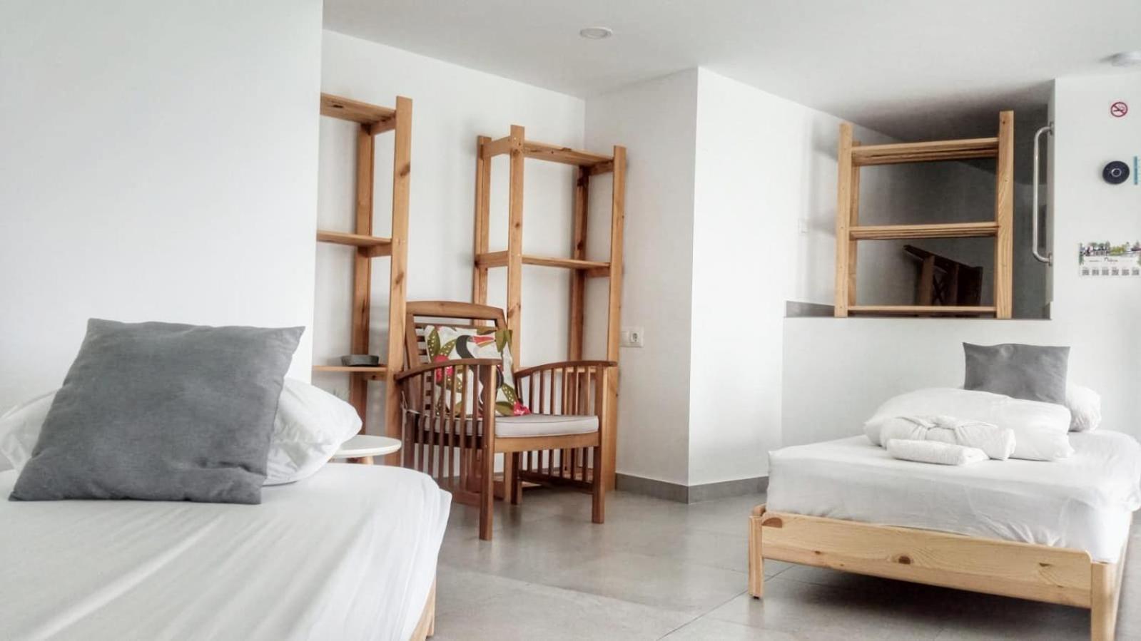 Sunshine Apartments Vistas Al Mar มาลากา ภายนอก รูปภาพ
